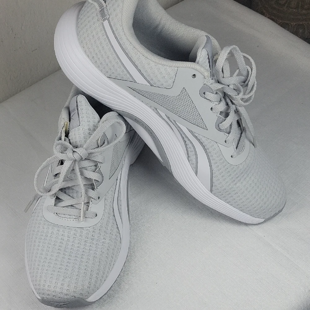 Reebok light gray